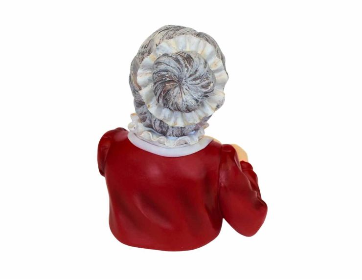 Décoration de Noël Mère Noël en résine formant un cœur avec les mains, hauteur 22 cm.