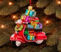 Voir la slide Suspension de Noël scooter rouge pile cadeaux multicolores verre soufflé H14cm - Lilosquare
