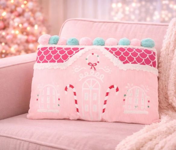 Coussin Noël maison bonbon rose fuchsia pompons menthe cannes à sucre 40x27cm - Lilosquare
