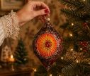 Voir la slide Goutte Noël réflecteur vintage verre soufflé à la bouche bordeaux médaillon orange cristaux Preciosa houx doré H17cm