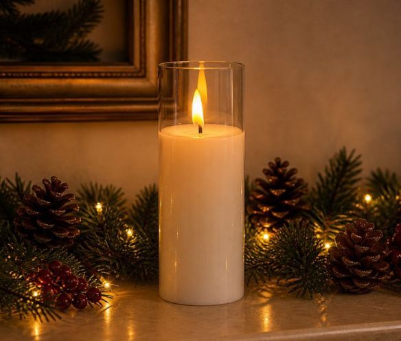 Bougie LED cire blanche dans verre cylindrique transparent grand modèle flamme LED timer 5h Ø7,5cm H15cm - Lilosquare