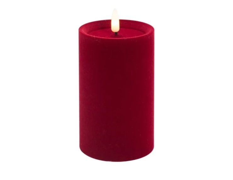 Grande bougie LED pilier velours rouge flocké flamme LED timer intégré Ø10cm H20cm - Lilosquare