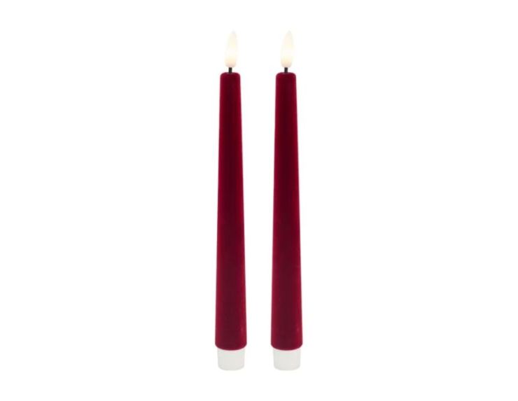 Set 2 chandelles LED velours rouge flocké flamme LED timer intégré bougeoir H22,5cm Ø2,2cm - Lilosquare