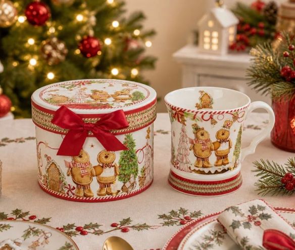 Mug Noël porcelaine personnages pain d'épices sucre d'orge maison bonbon sapin boîte cadeau ronde rouge 320ml - Lilosquare