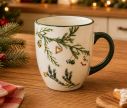 Voir la slide Tasse Noël céramique blanche branches sapin vert décorations boules cœur sucre d'orge liseré vert anse verte 300ml - Lilosquare