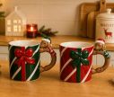 Voir la slide Mug Noël porcelaine vert rayé blanc paquet cadeau nœud rouge anse teckel bonnet lutin vert 320ml - Lilosquare