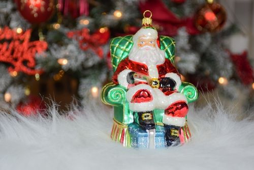 Père Noël dans son fauteuil 